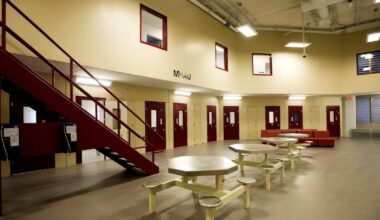 Toronto jail attack leaves inmate maimed