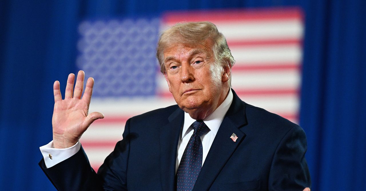These Ebola Researchers Are Stuck in US Due to Trump’s Funding Cuts