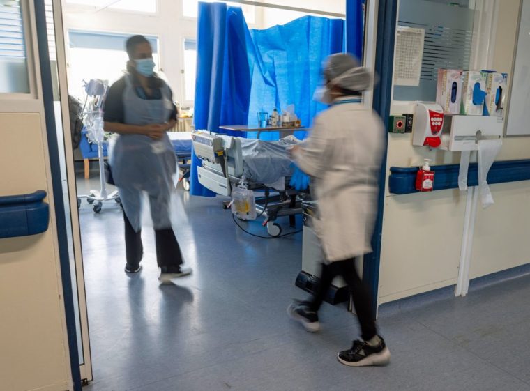 EMBARGOED TO 0001 WEDNESDAY NOVEMBER 27 File photo dated 18/01/23 of a general view of staff on a NHS hospital ward at Ealing Hospital in London. Women do not receive the same care as men following a heart attack, leading to 