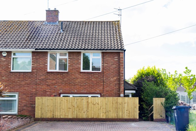An external view of the giant fence erected outside a house in Bristol. 12 May 2026. Photo released 13/05/2026