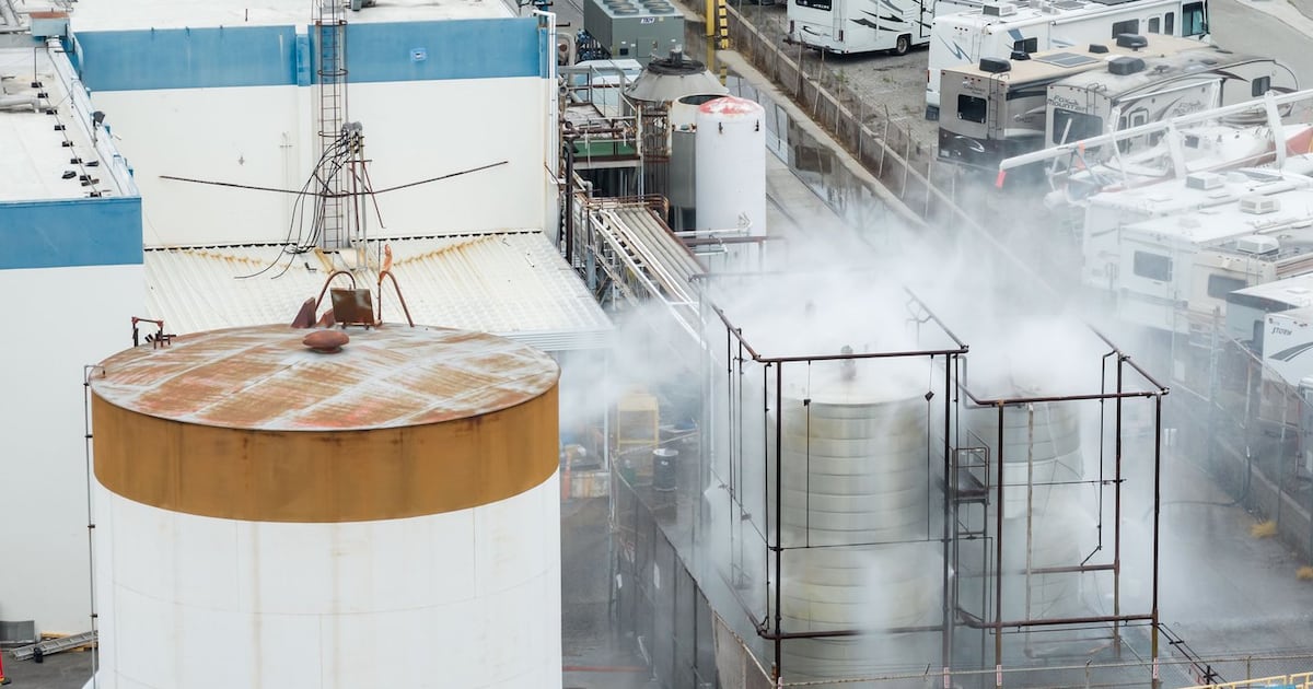 Risk of a catastrophic explosion has been eliminated at chemical tank in California, authorities say - CTV News