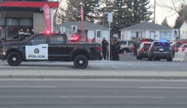 Police investigate fatal shooting in Calgary’s northwest