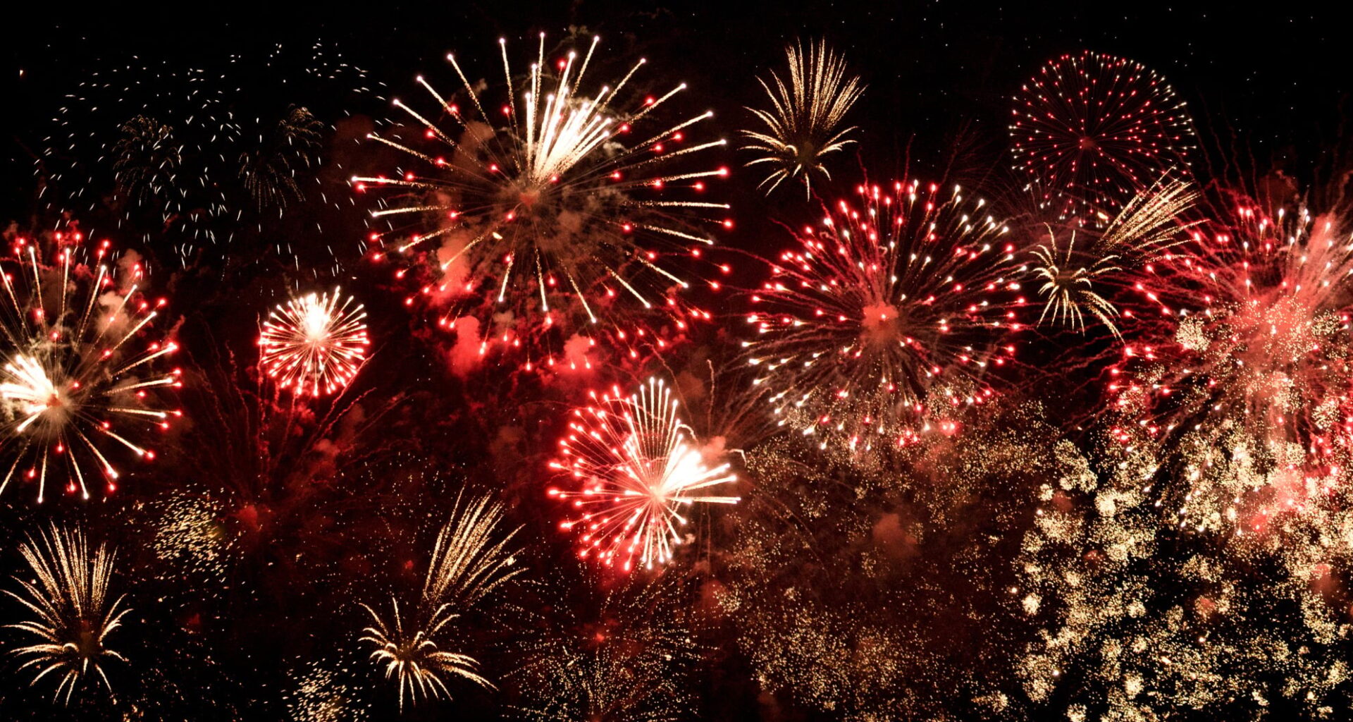 Where to see Victoria Day fireworks in Toronto, Mississauga, Vaughan and the GTA