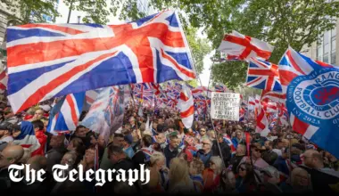 Tommy Robinson protesters call for Keir Starmer’s resignation