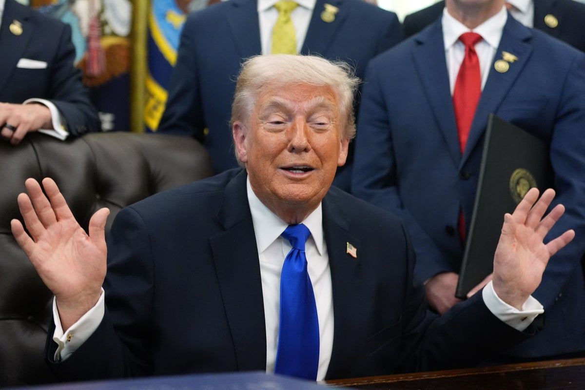 Iran-US war latest: Trump ‘briefed on final blow’ strike options as he pushes Tehran to make deal