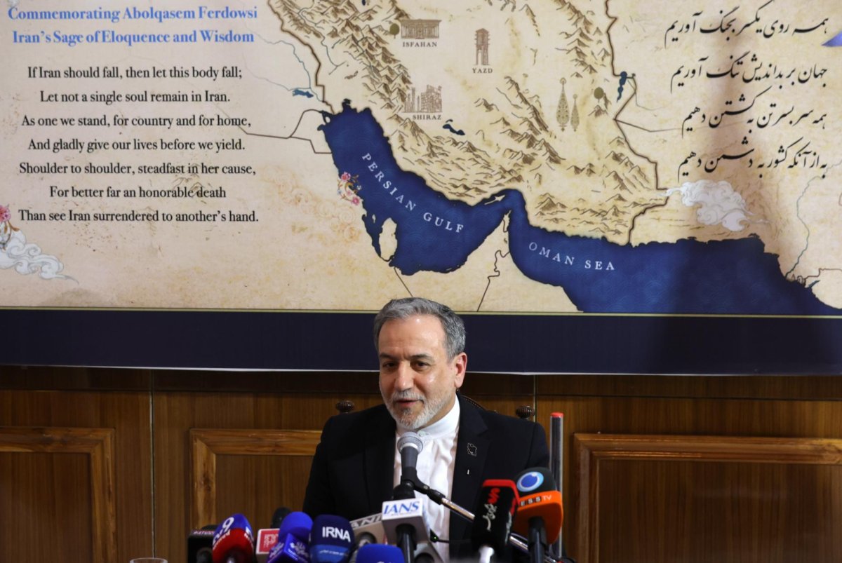 Trump: Proposal is 'unacceptable,' but Iran signals openness to peace talks