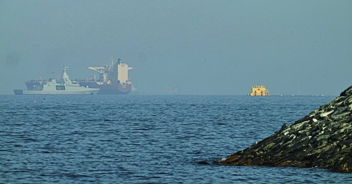 Trump says the U.S. will ‘guide’ stranded ships from the Strait of Hormuz, starting on Monday - CTV News