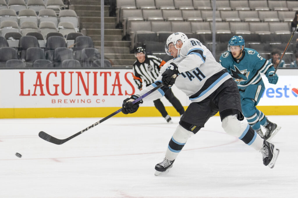 Edmonton Oilers Sign Aku Raty – Pro Hockey Rumors