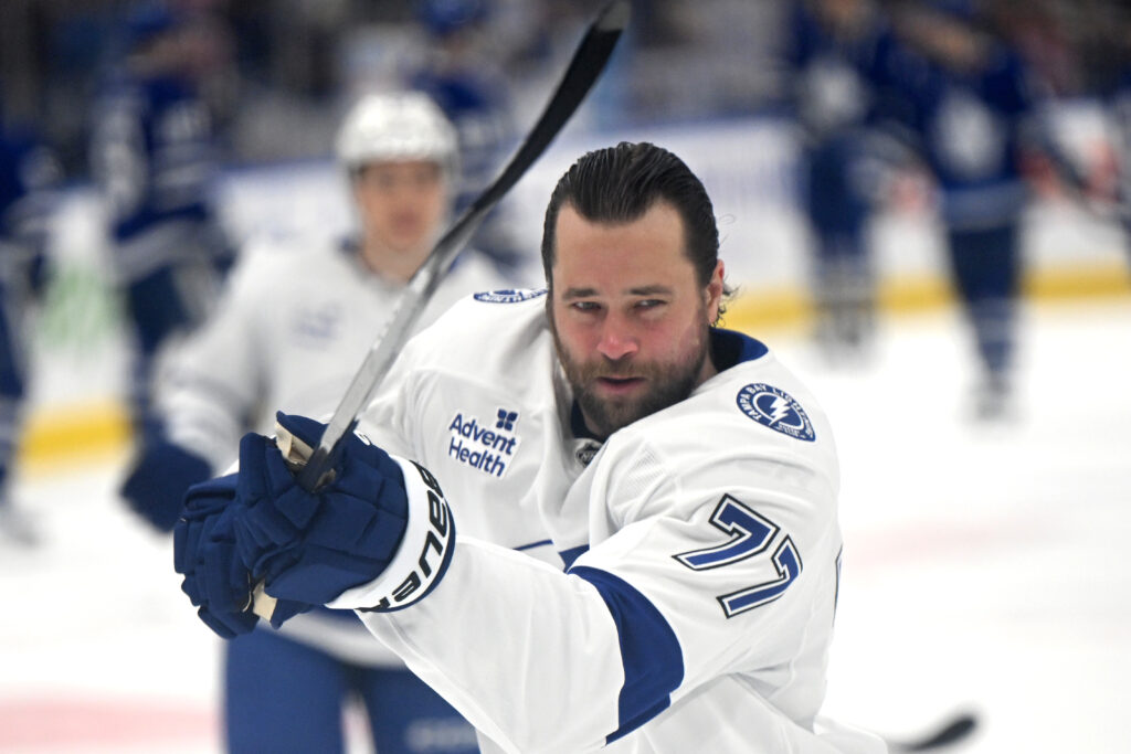 Victor Hedman Announces Leave Of Absence Was For Mental Health – Pro Hockey Rumors