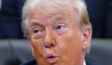 U.S. trade court rules against Trump’s 10% global tariffs - CTV News