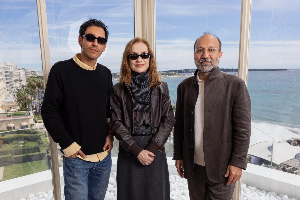 ‘Parallel Tales’: Asghar Farhadi Talks Love Of Iran – Cannes Studio