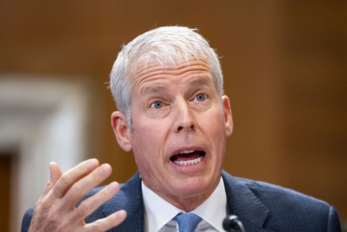 Wright: Trump 'open' to suspending gas tax during Iran War price surge