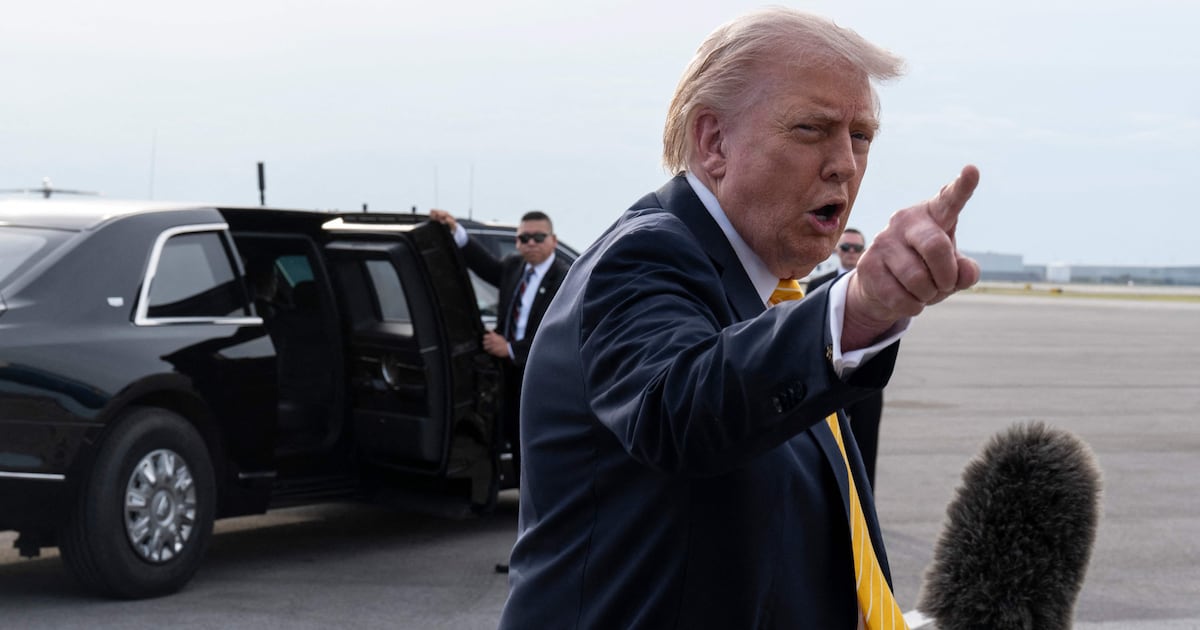 Trump warns of war if Iran 'misbehaves' as Tehran submits 14-point plan