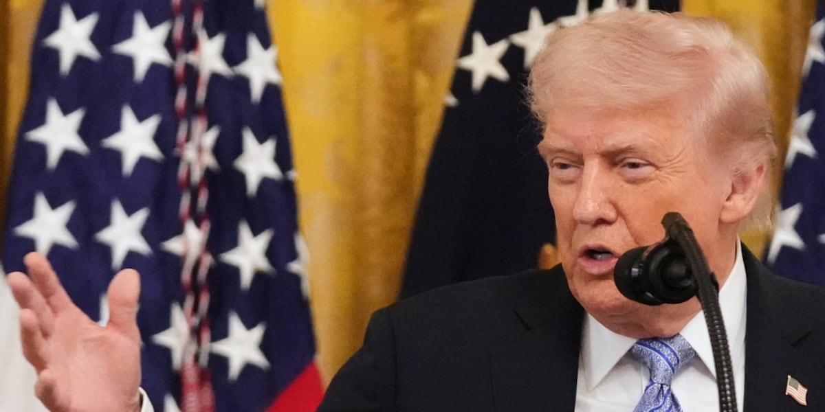 Trump threatens Iran with bombing if it doesn’t reopen Strait of Hormuz