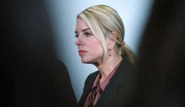 Former Attorney General Pam Bondi diagnosed with thyroid cancer and recovering from treatment