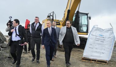 Mark Carney touts new construction at Quebec mine after fast-tracking major project