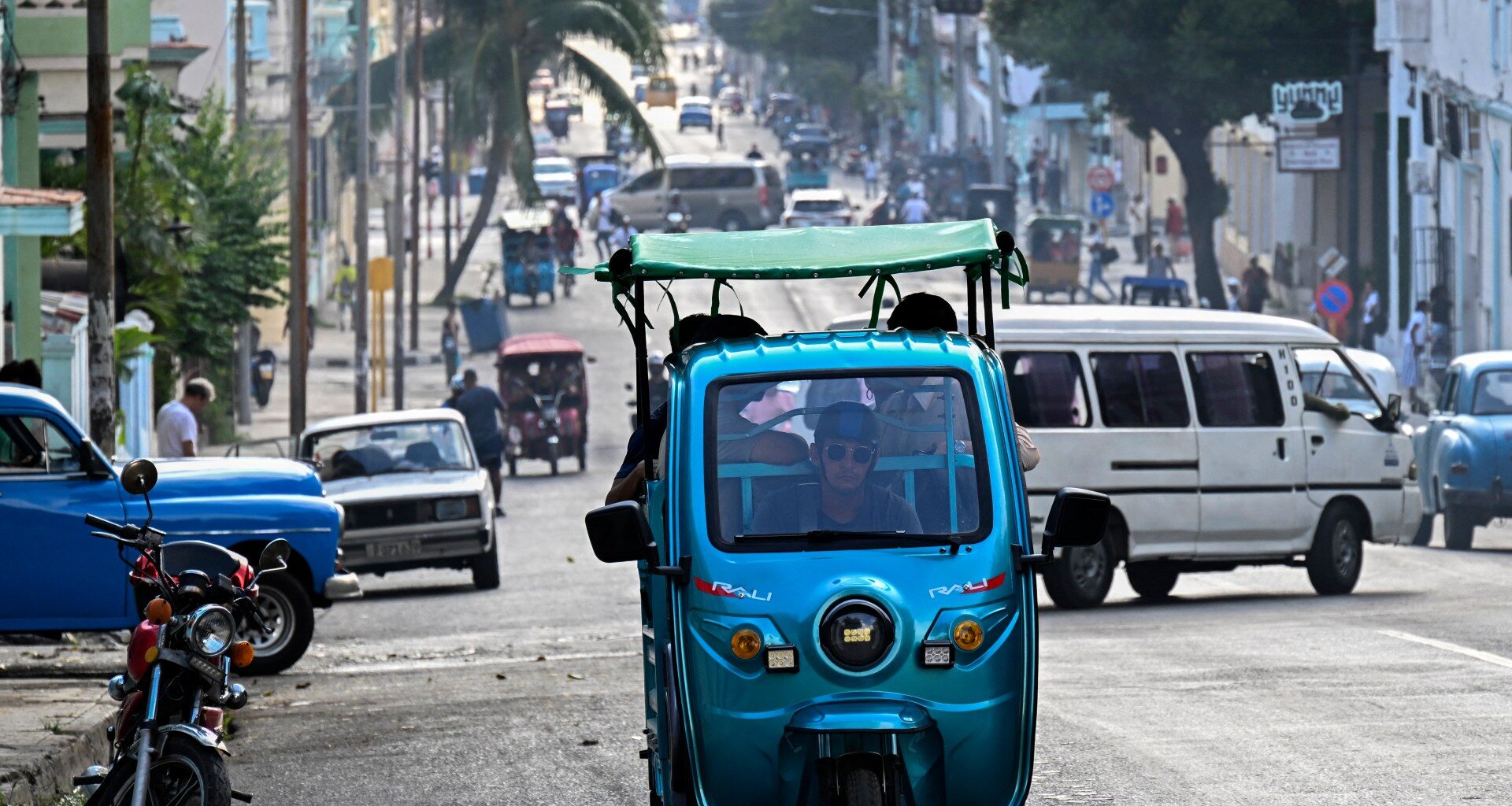 Trump administration offers $100m in aid to Cuba in exchange for reform | Donald Trump News