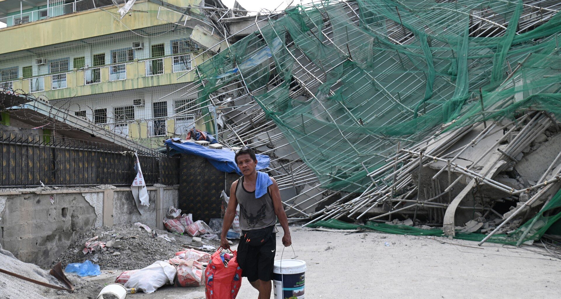 Philippines ends rescue efforts for 16 missing after building collapse | News