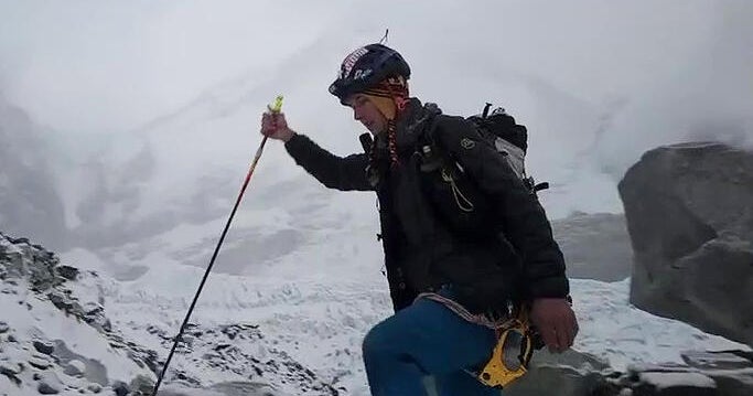 American climber Tyler Andrews summits Mount Everest in record time, his team says
