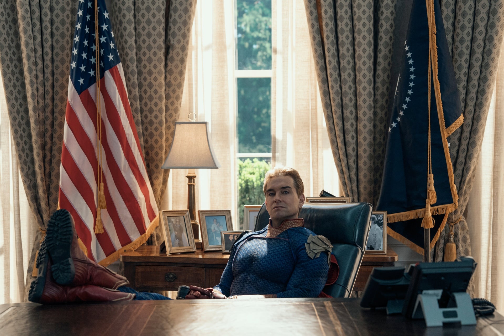 Anthony Starr as Homelander in The Boys.