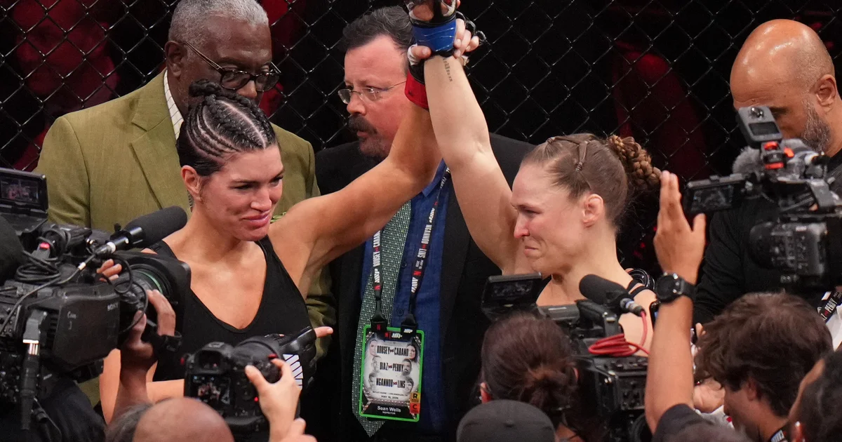 Ronda Rousey,Gina Carano