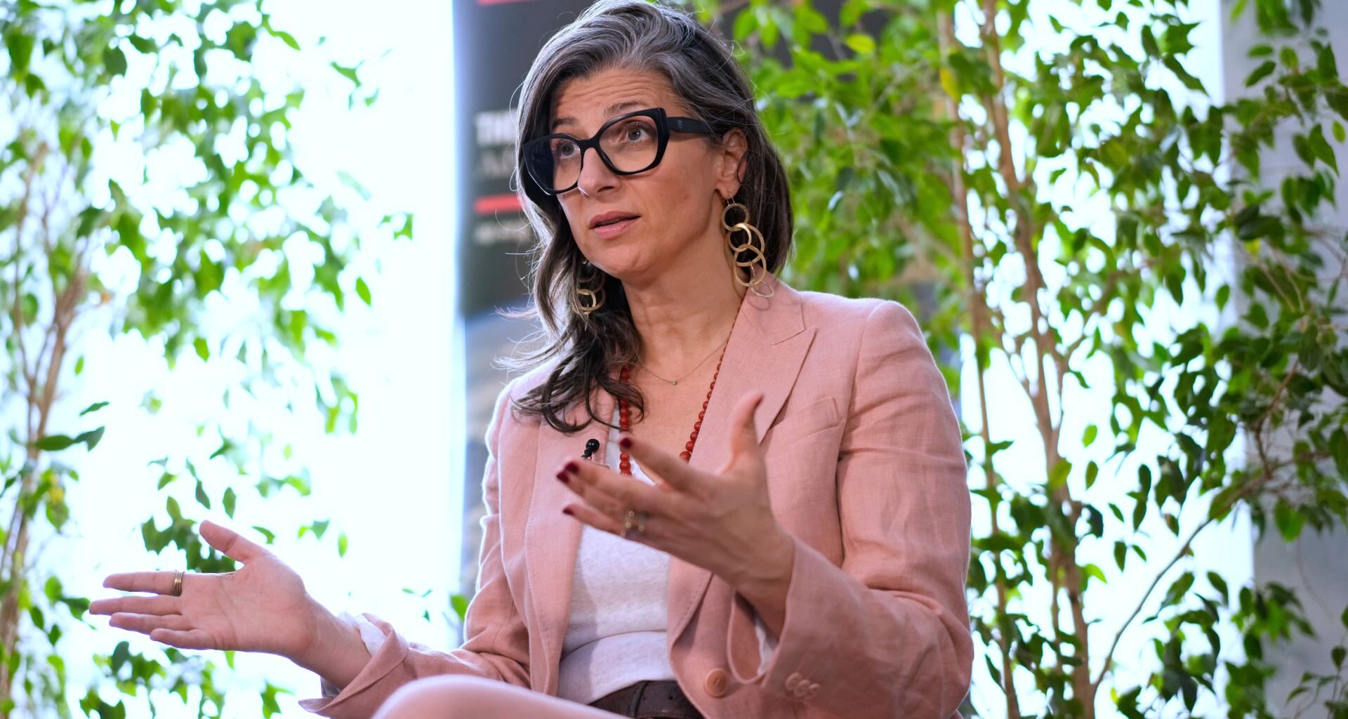 US returns Palestinian rights expert Francesca Albanese to sanctions list | United Nations News