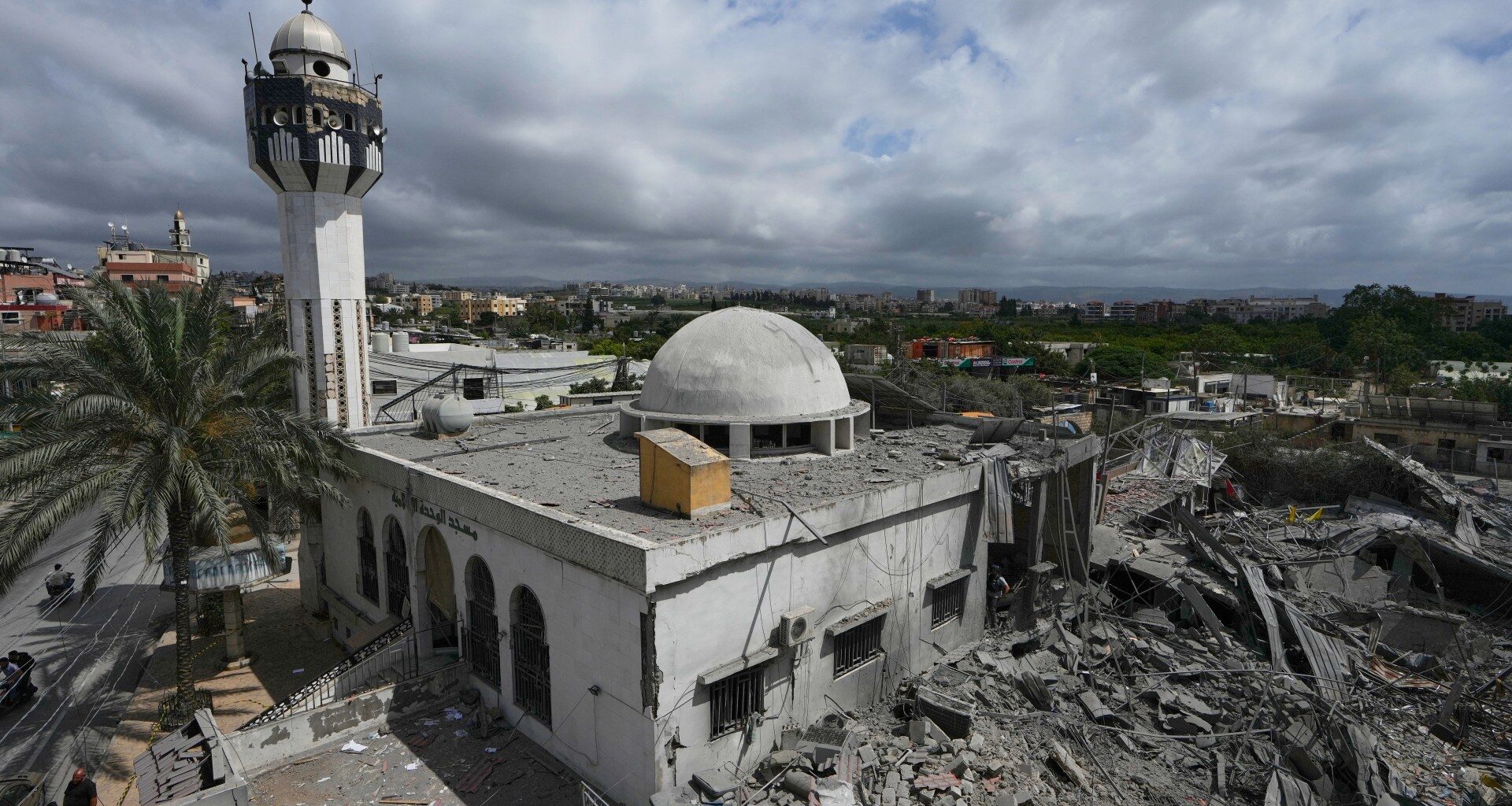 Lebanon’s economy struggles under renewed war and global fuel crisis | Israel attacks Lebanon News