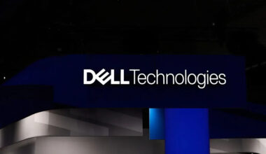 DELL’s ‘Monster Quarter’ Sends Stock Soaring: Analysts Cheer, But Retail Debates If Rally Has Gone Too Far