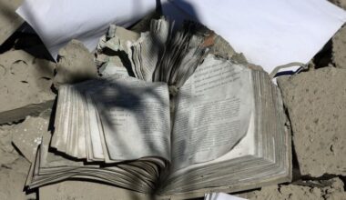 Scholars warn Iranian academia is being crushed by war and repression