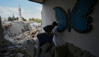 Israeli PM says troops deepening operation in Lebanon