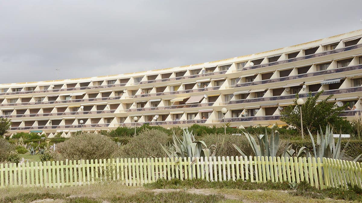 Large complex with privately rented rooms in the nudist village Cap d Agde in France