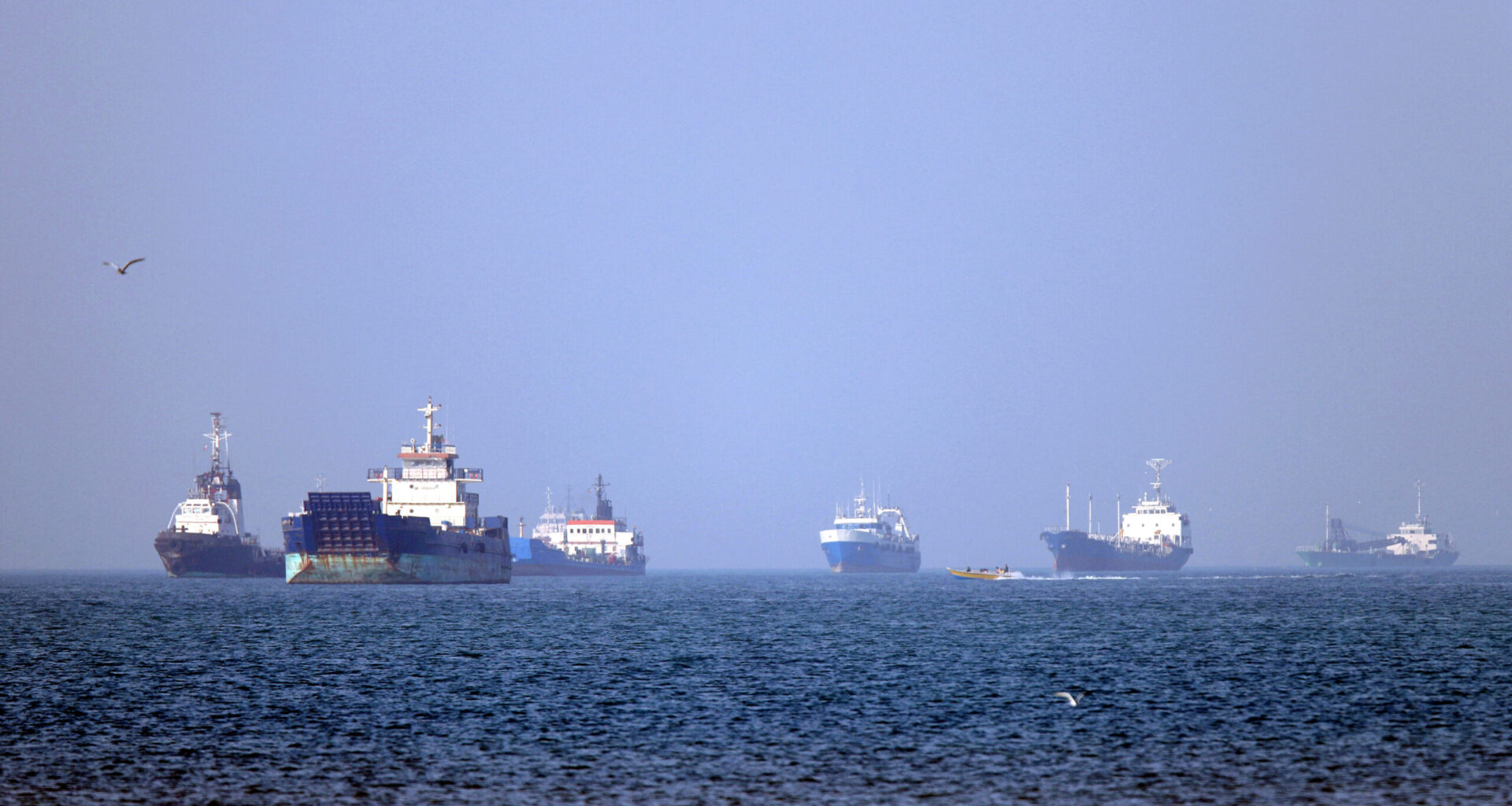 Iran Sets Out Process for Hormuz Transit But Shipowners Are Wary