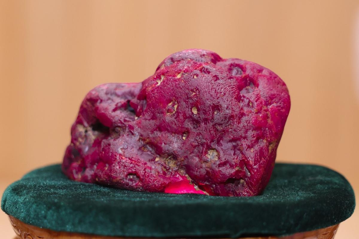 Massive 5-pound, 11,000-carat rare ruby discovered by miners in war-torn Myanmar