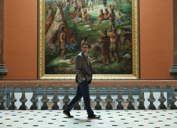 Scott Hagel, senior vice president of public and governmental affairs for the Chicago Bears, waits outside the Senate and House chambers during the spring legislative session at the State Capitol, May 30, 2026, in Springfield. (John J. Kim/Chicago Tribune)