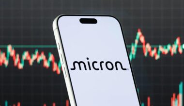 MU Stock Draws Investor Cheer After UBS’ New Price Target Implies 100% Upside From Current Levels – What’s Driving The Analyst Optimism?