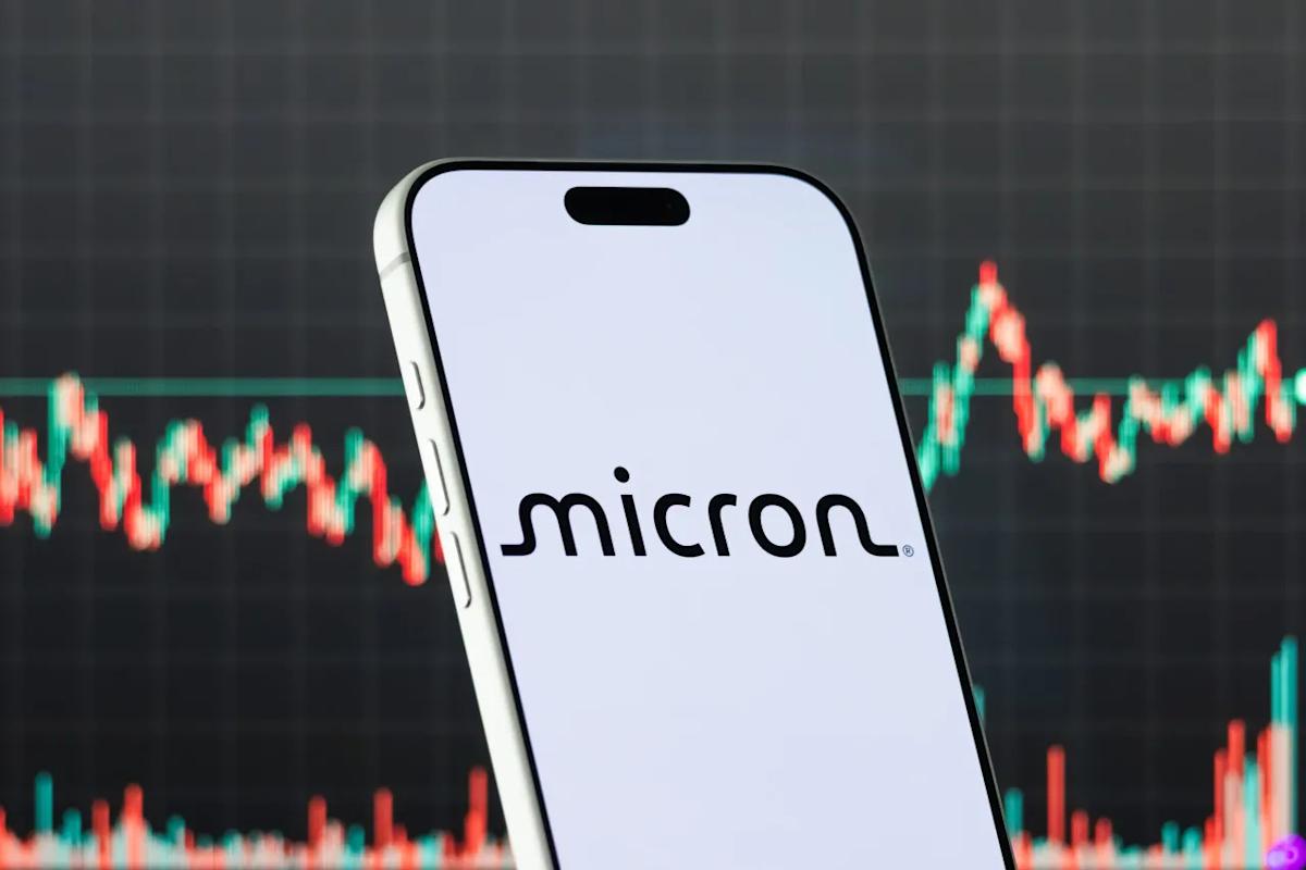MU Stock Draws Investor Cheer After UBS’ New Price Target Implies 100% Upside From Current Levels – What’s Driving The Analyst Optimism?