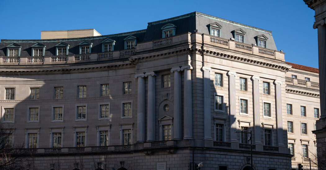 Justice Dept. Announces $1.8 Billion Fund in Settling I.R.S. Suit