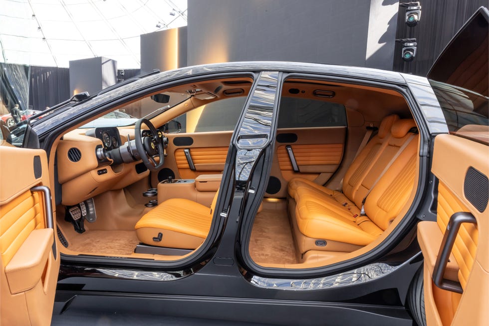 2028 ferrari luce