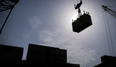 Can Iran’s economy survive a twin squeeze from blockade and blackout?
