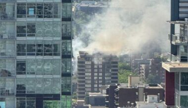 Dozens of people flee fire in downtown Calgary high-rise - Calgary