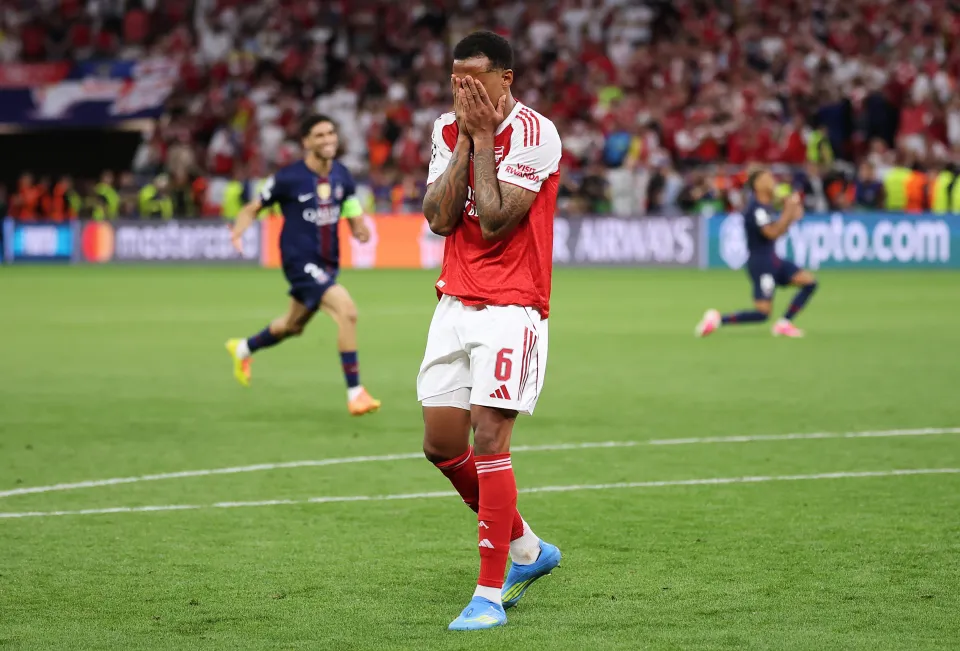 Gabriel after missing his penalty in the Champions League final.