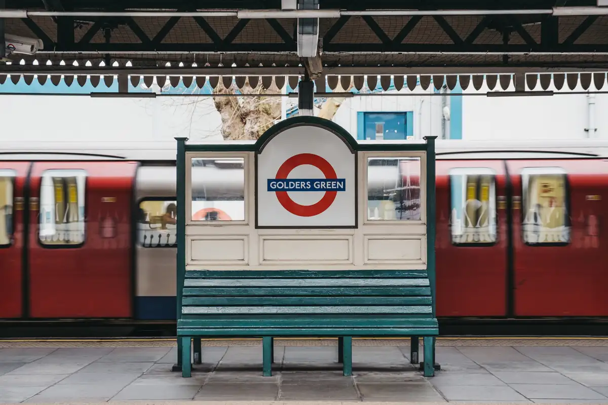 Israeli man brutally beaten up by group of men in Golders Green after speaking Hebrew - The Jewish Chronicle
