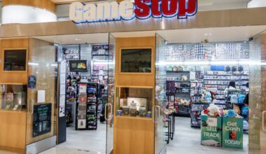 GameStop offers to buy eBay for $55.5 billion as video game seller threatens hostile bid