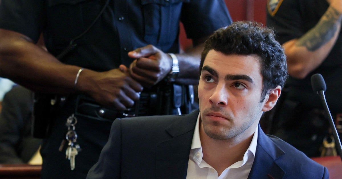 Judge in Luigi Mangione's N.Y. case says gun, notebook can be used as evidence in state trial
