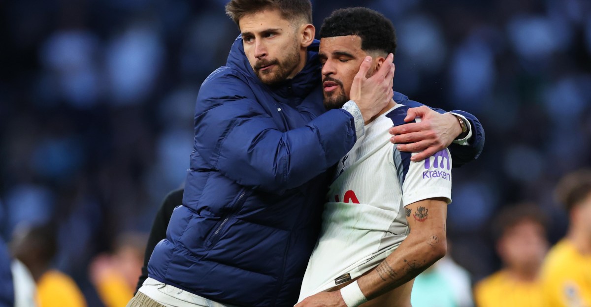 De Zerbi: Vicario available for selection vs. Chelsea, Solanke ruled out - Cartilage Free Captain