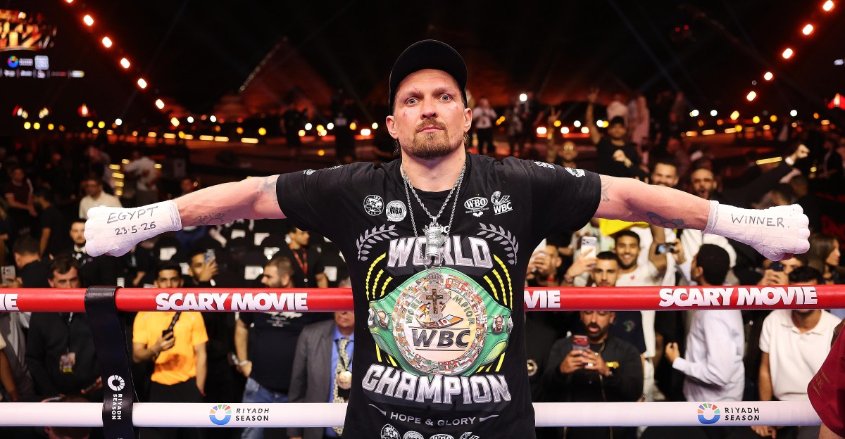 Usyk roasted online after controversial stoppage