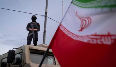 U.S. and Iran Offer Mixed Messages on Deal to End War