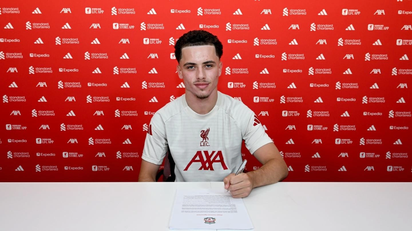 Kieran Morrison signs new contract with Liverpool FC