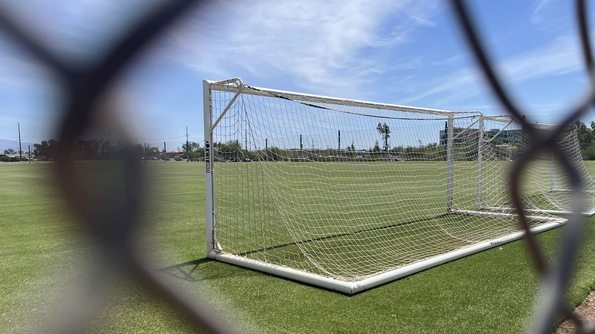Empty goal at Kino