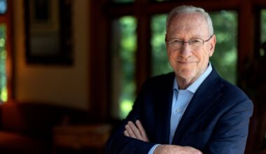 Cornell trustees back Jewish president after anti-Israel students mob his car